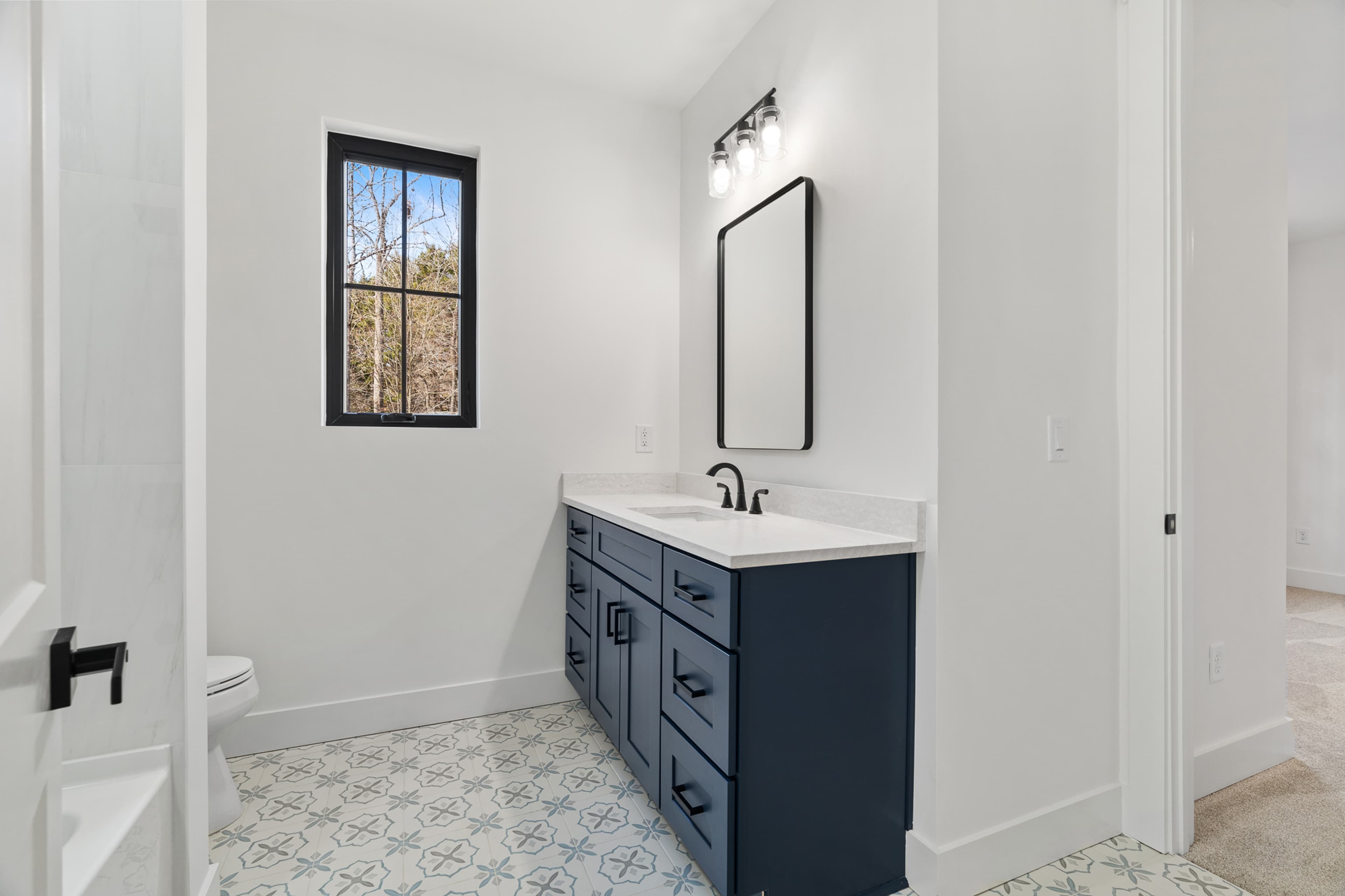 Interior living space — Grassview